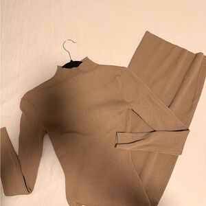 H&M Ribbed Mock Neck Dress